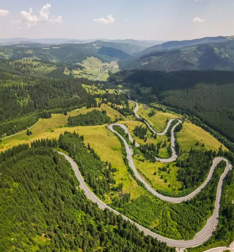 Pasul Mestecăniș, drum montan frumos din Bucovina